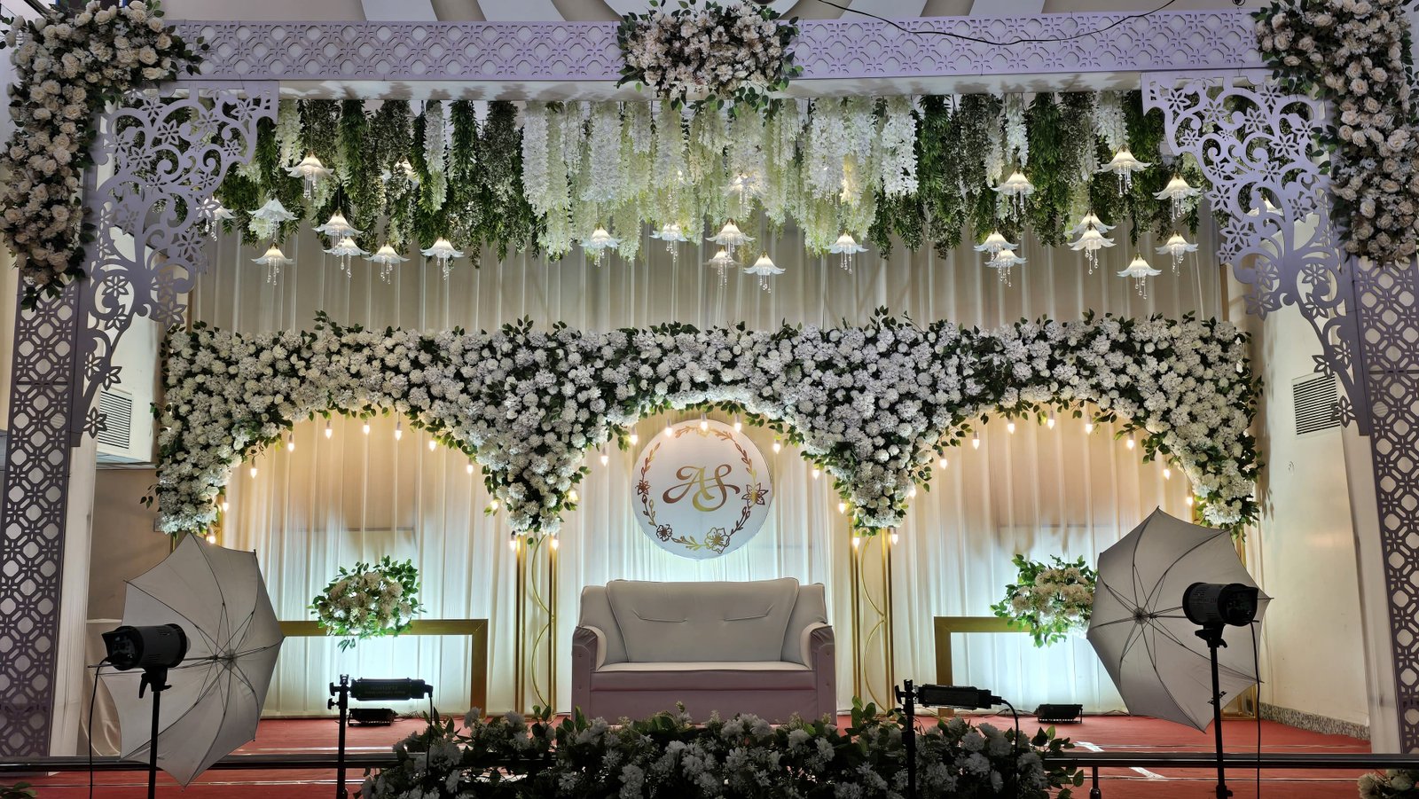 Elegant wedding stage